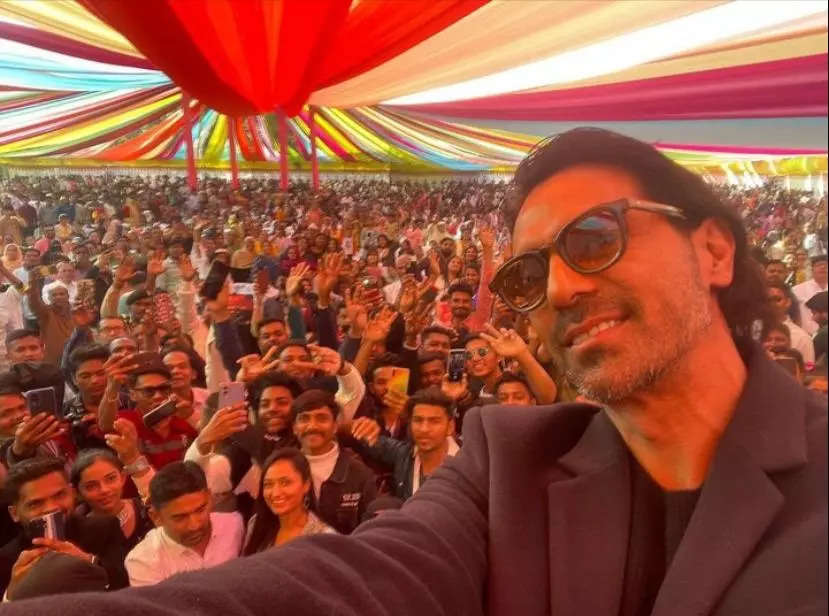In Pics: Arjun Rampal joins as a chief guest as 67 couples get married at a mass wedding event in Vadodara!