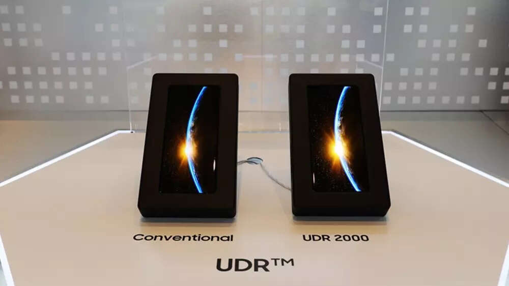 CES 2023: Samsung is showcasing OLED display with peak brightness greater than 2000 nits