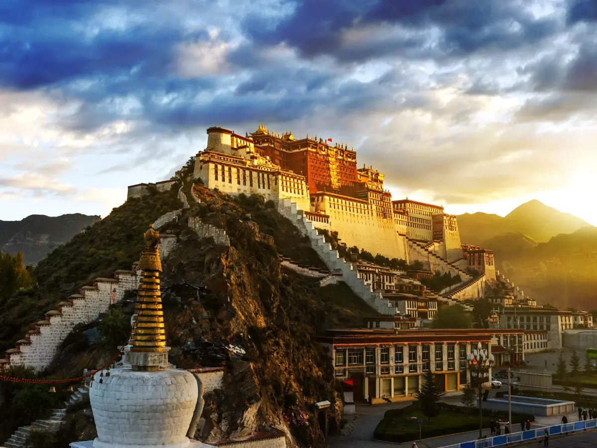 Malgré les cas de COVID-19, la Chine lance une campagne de tourisme d'hiver au Tibet ;  Le palais du Potala et d'autres ouvriront bientôt