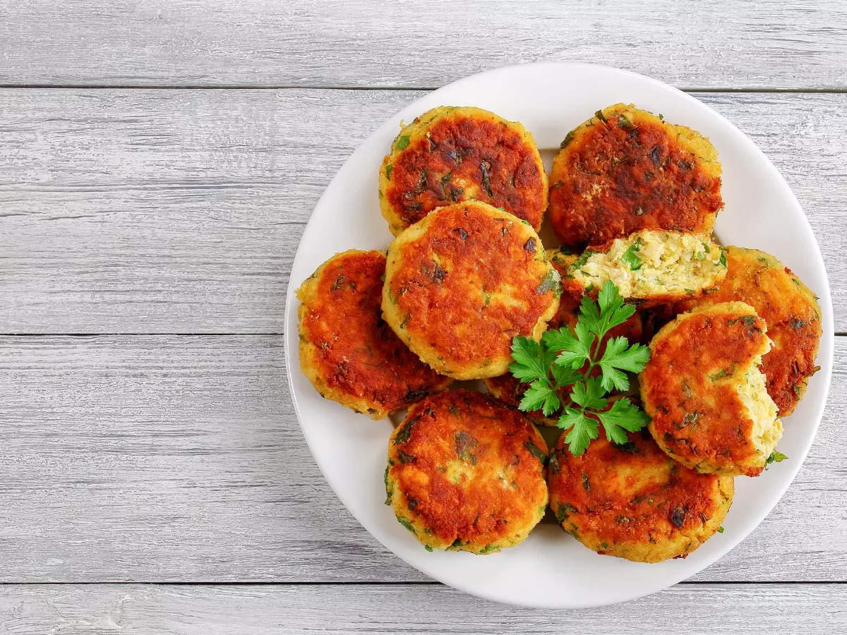 weight-loss-this-high-protein-oats-paneer-cutlet-recipe-will-help-you