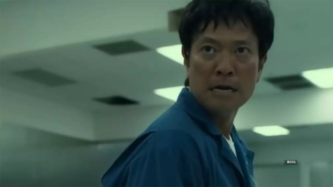 Hunters Season 2 Review Despite the uneven tone, the compelling