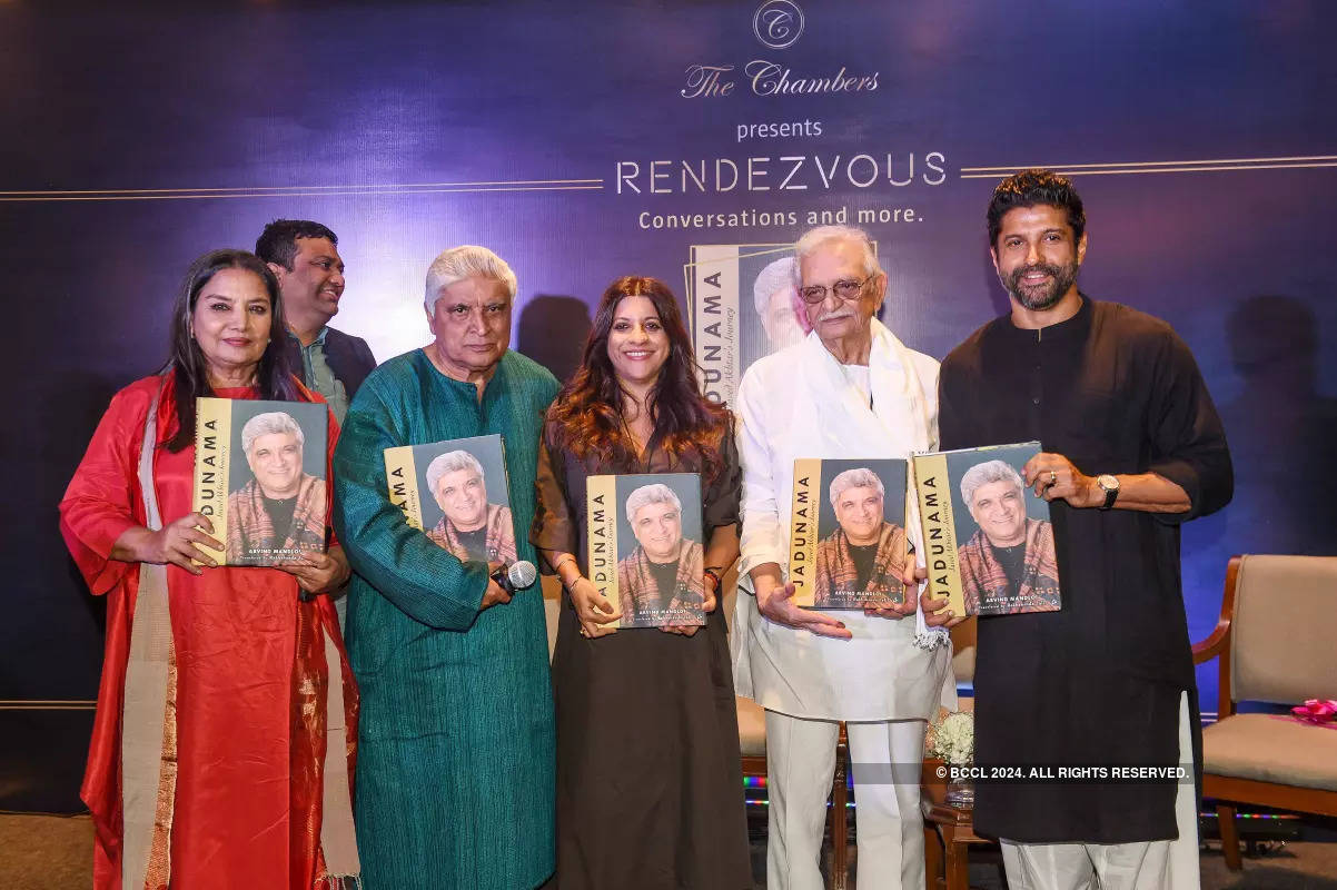 Gulzar, Urmila Matondkar, Tabu & others attend the launch of a book on Javed Akhtar