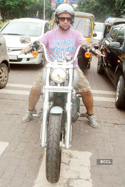 Vishal Dadlani rides a bike!