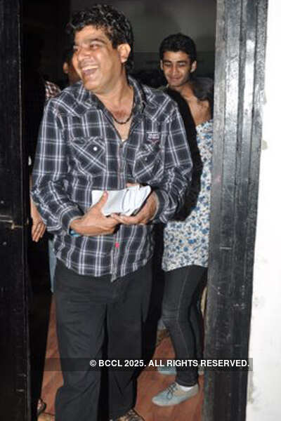 Film 'Mahurat': 'Dharna Unlimited'