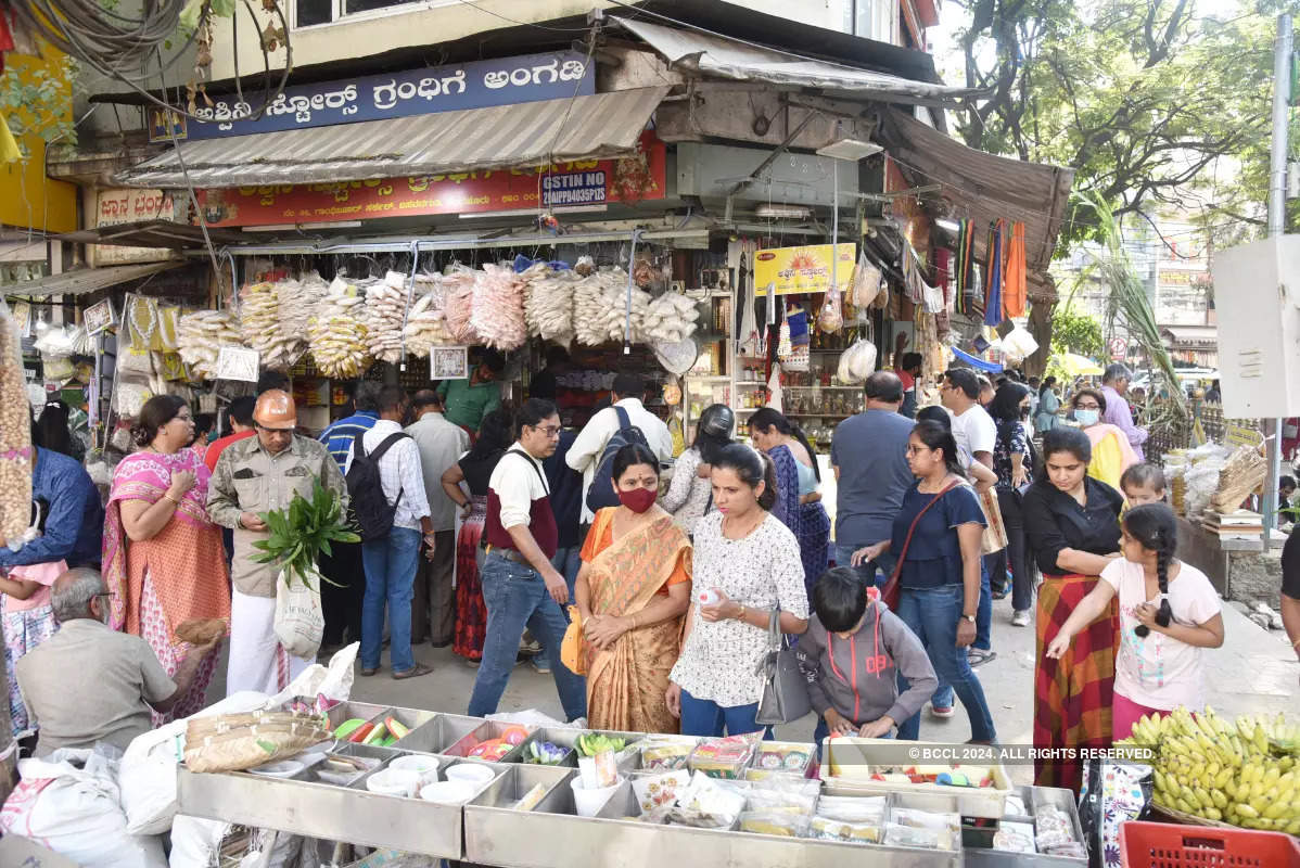 Bengaluru’s Gandhi Bazaar came alive as Sankranti shoppers stepped out