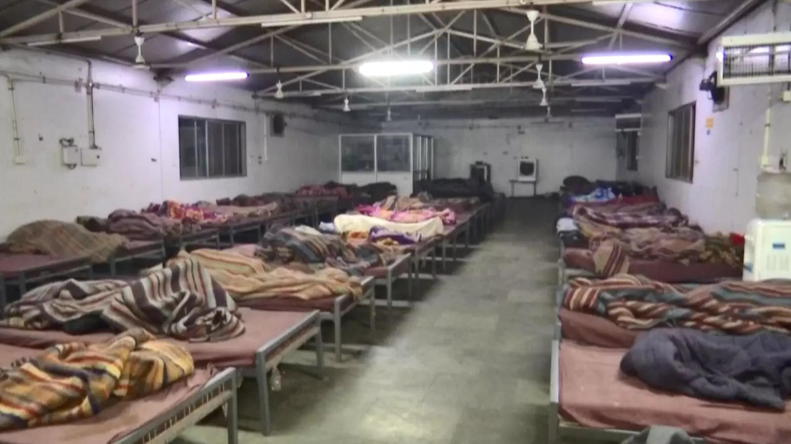 People take refuge at night shelter in National Capital