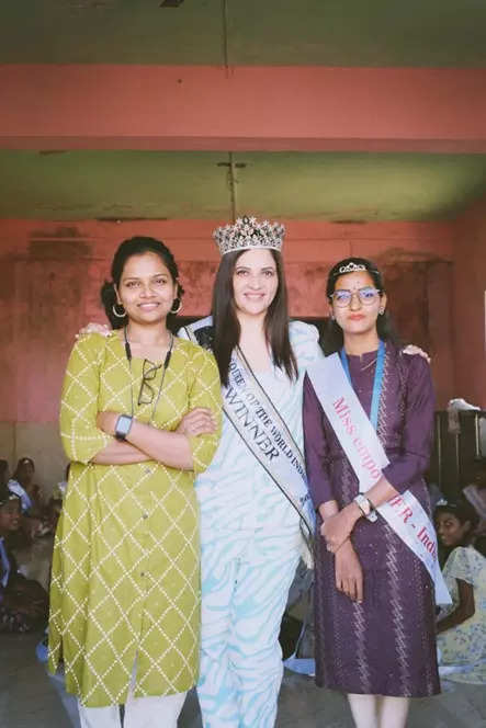 Pictures of Parull Khanna, Ms India, Queen of the World pageant