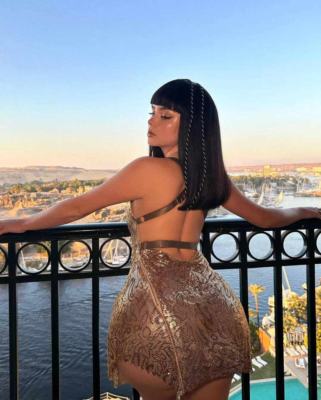 Mesmerising pictures of Instagram sensation  as an Egyptian Queen