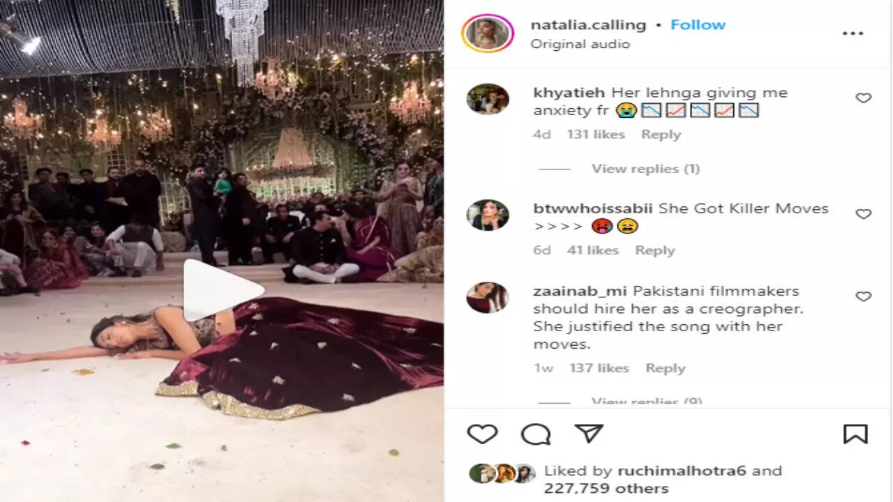Watch: Pakistani girl's sizzling dance moves on her sister's wedding set internet ablaze