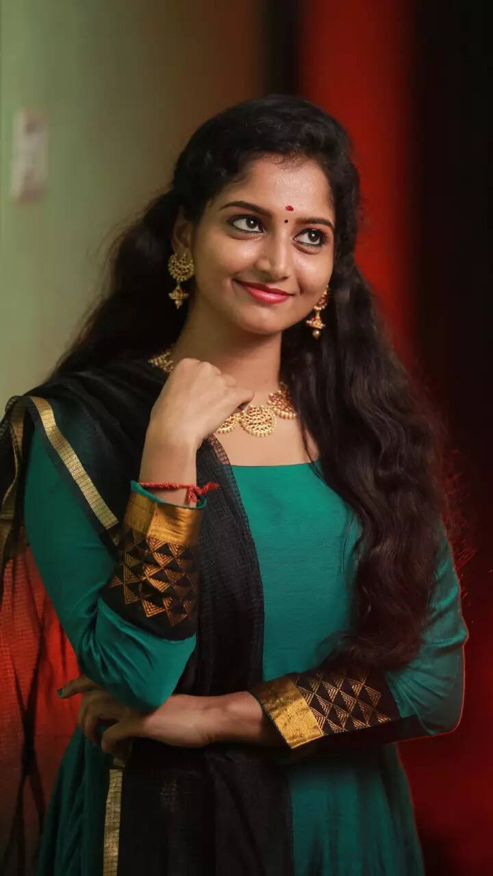 Here's how the new daily soap 'Brahmamudi' which replaced Karthika