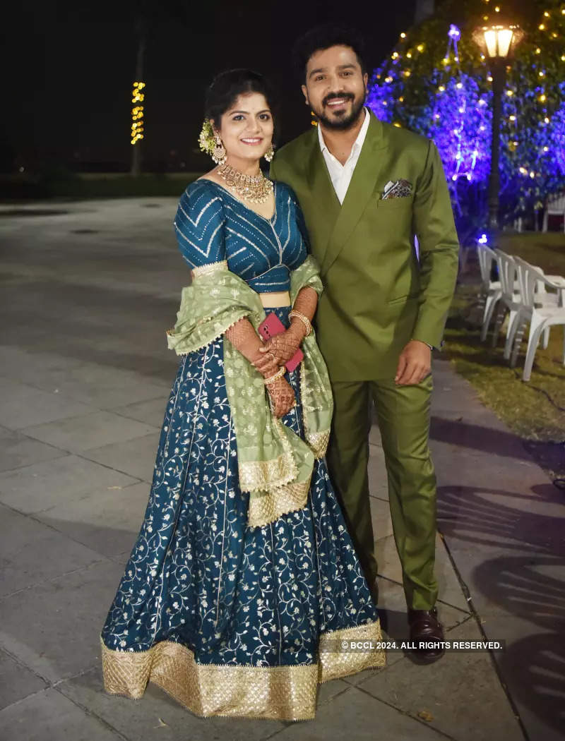 Aashay Kulkarni and Saniya Godbole host a star-studded reception