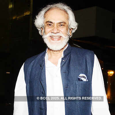 Charu Parashar's store launch 