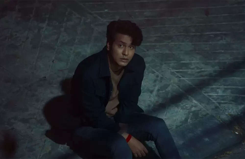 Mitthye-Premer-Gaan3