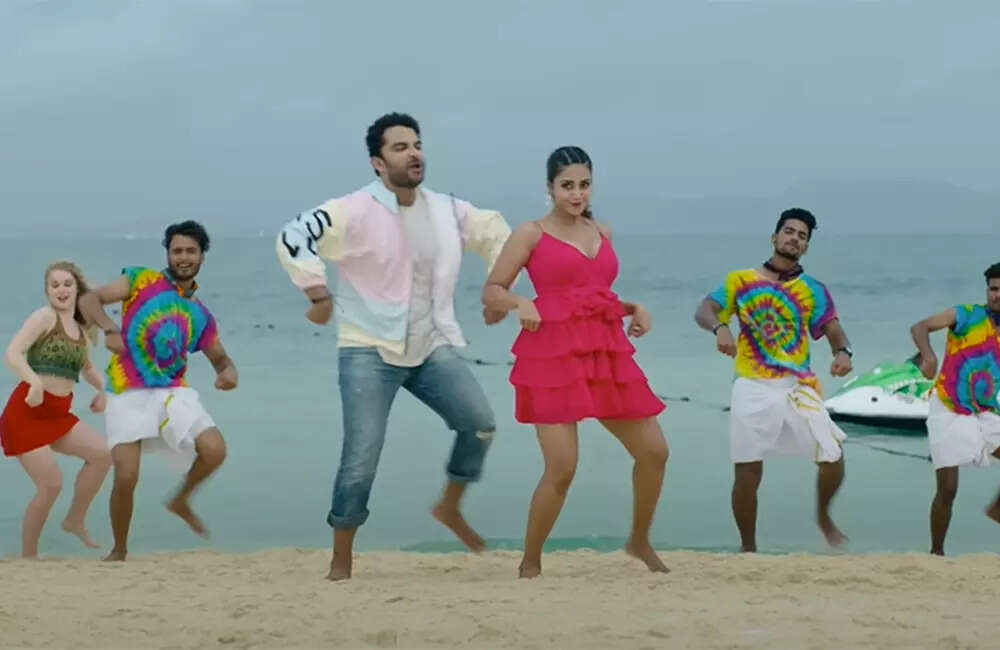 dhamki4