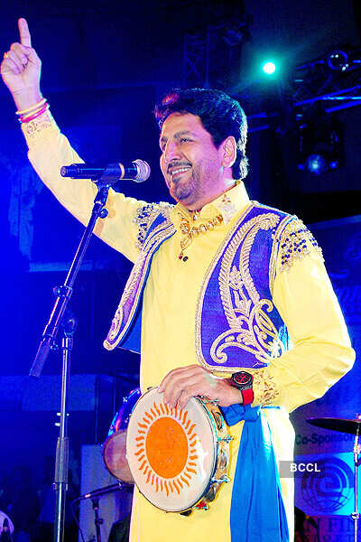 Gurdas Maan live in concert