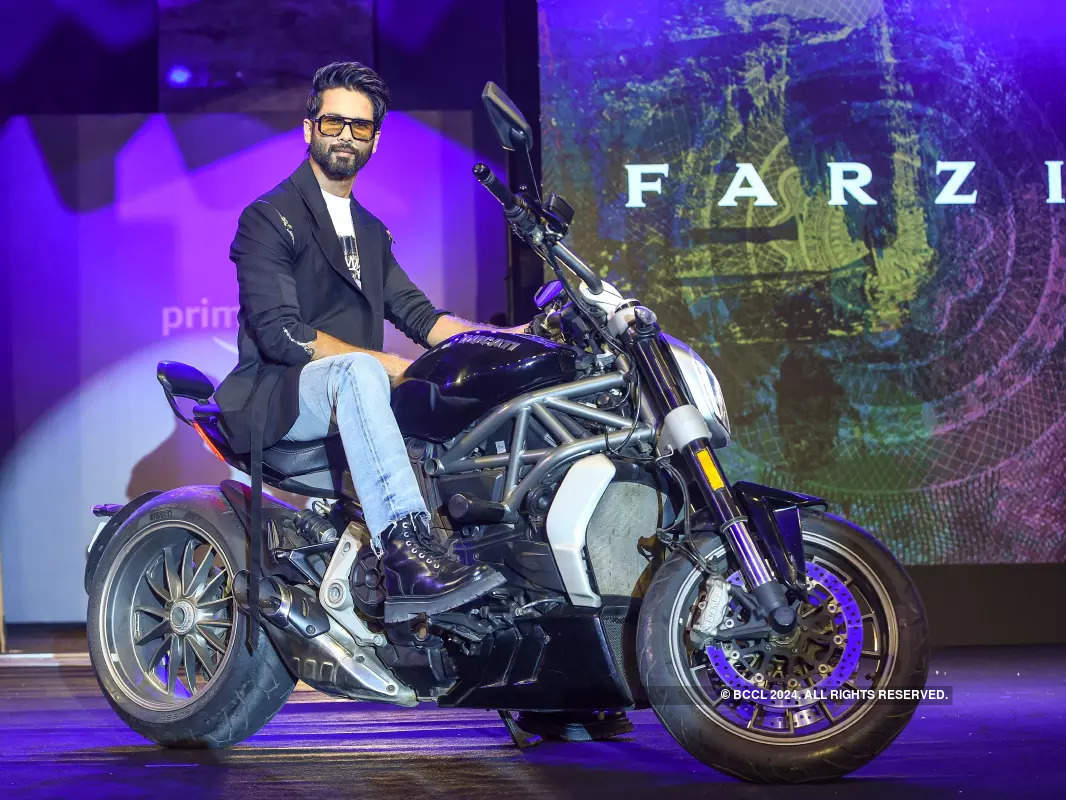 Shahid Kapoor and Vijay Sethupathi arrive in style at the trailer launch of Farzi