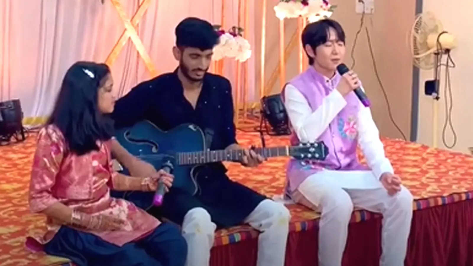 Video of Korean influencer Kim Jaehyeon crooning 'Kabira' from 'Yeh Jawaani  Hai Deewani' wins the internet | Hindi Movie News - Bollywood - Times of  India