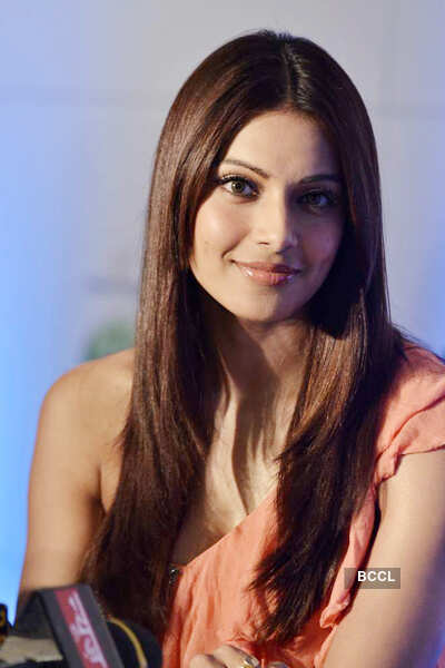 Bipasha @ Pantene event8.jpg