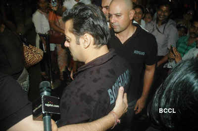 Salman heads to US for surgery
