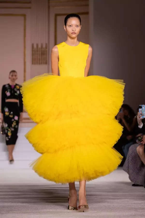 New York Fashion Week 2023: Carolina Herrera brings romance, opulence to the runway, see pictures