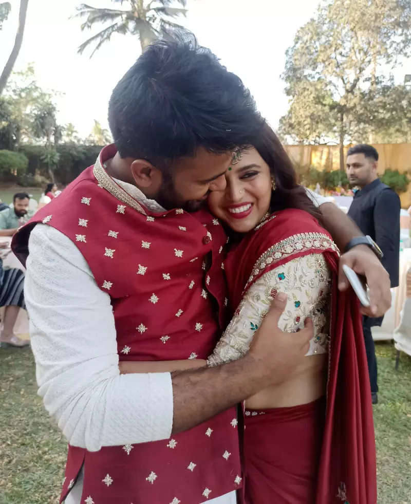 Swara Bhasker ties the knot with political activist Fahad Ahmad, says 'It's chaotic but it's yours'