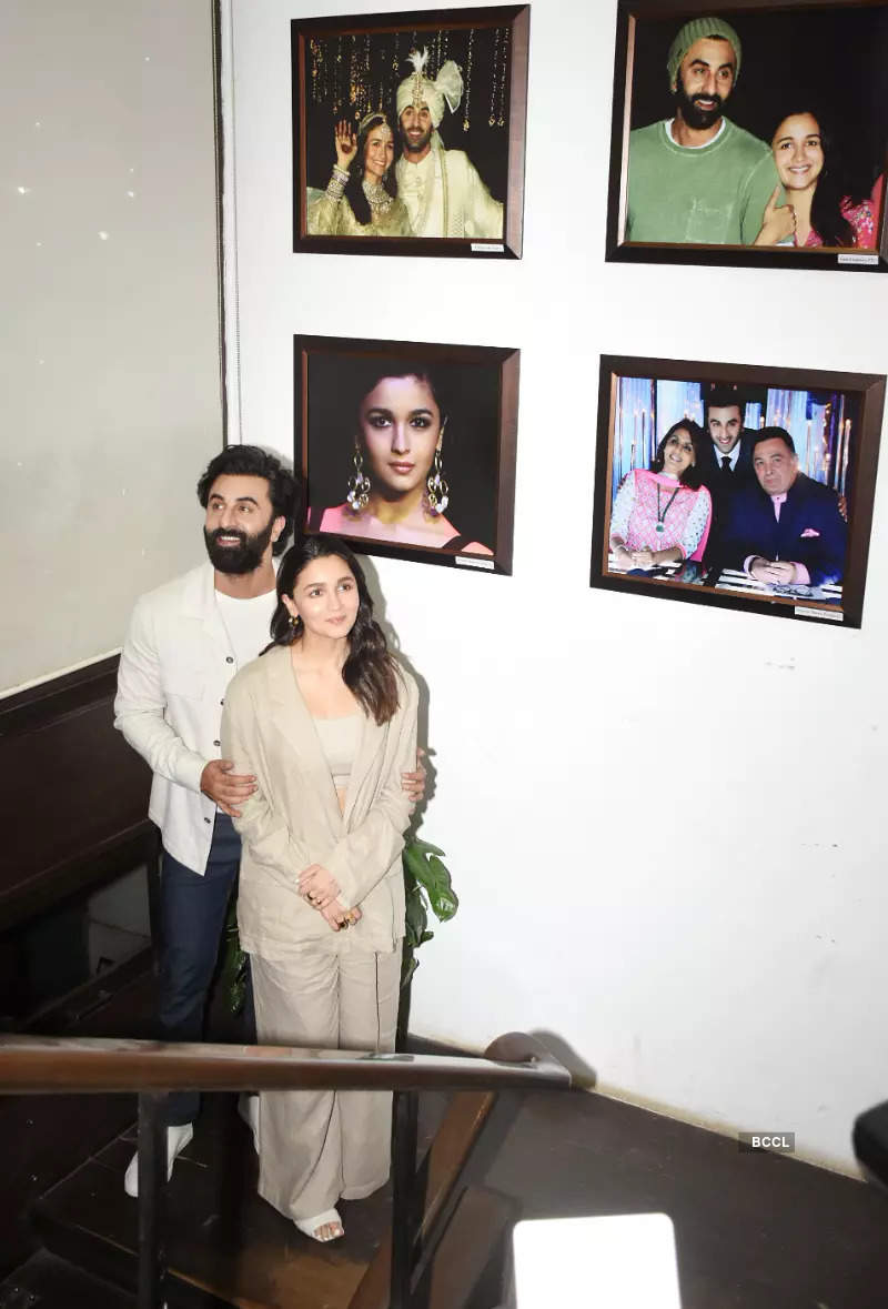 Alia Bhatt and Ranbir Kapoor inaugurate a photo exhibition