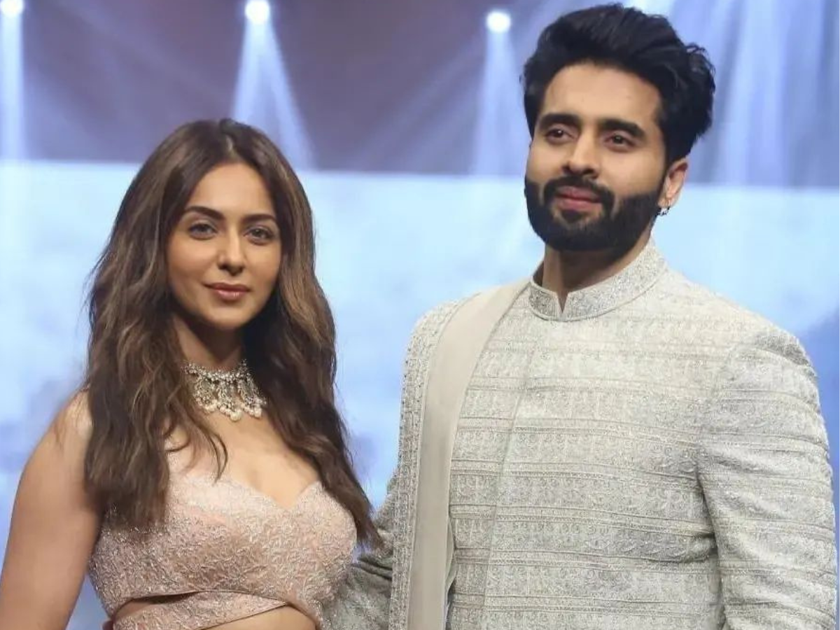 Rakul Preet Singh walks the ramp in Hyderabad with Jackky Bhagnani