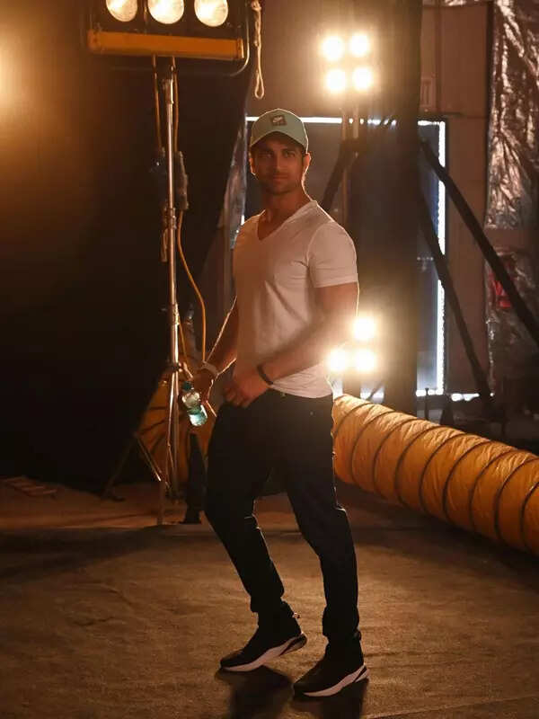 Mansoor Ali Khan&rsquo;s pictures