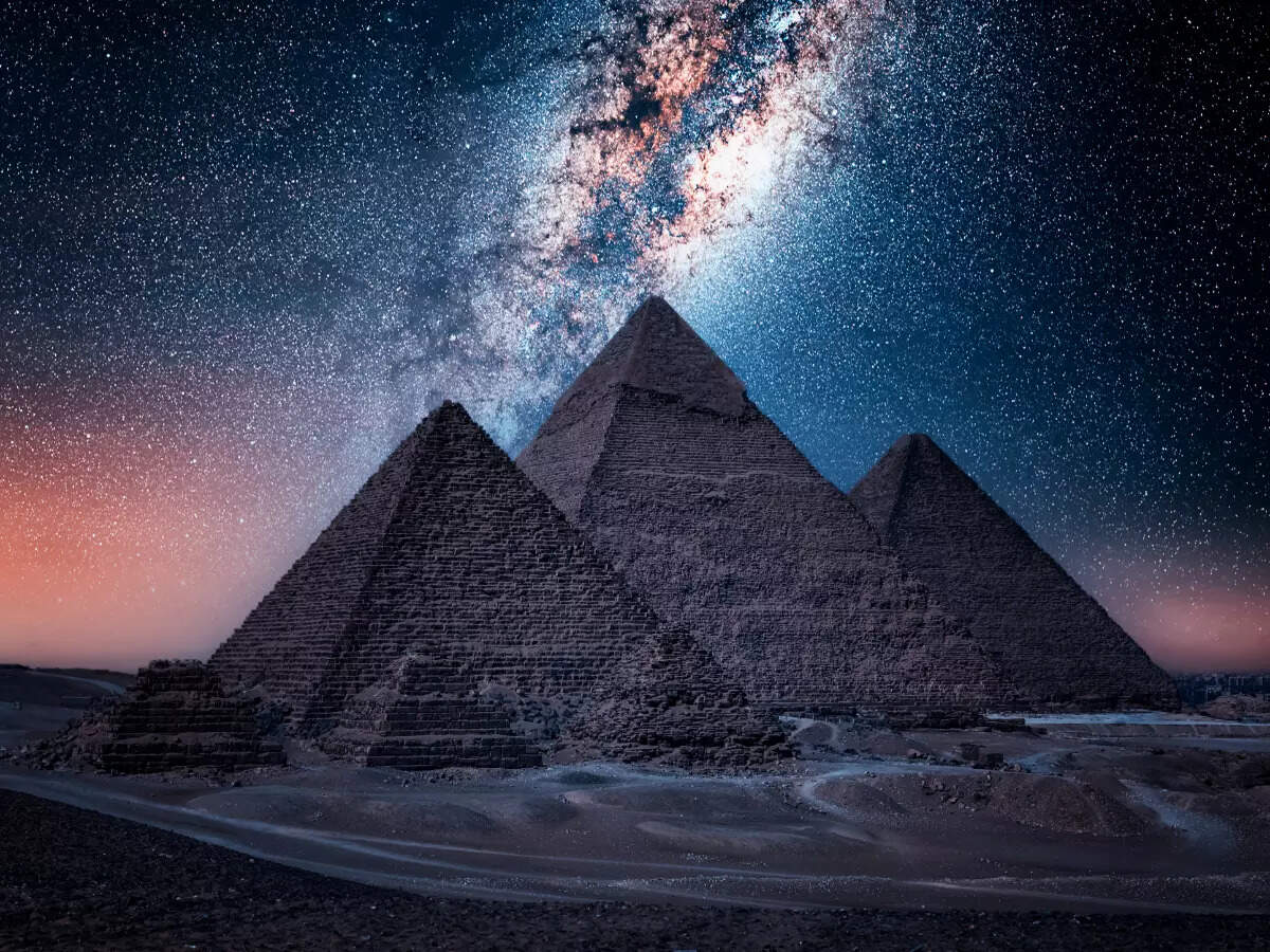Hidden corridor discovered inside Egypt’s Great Pyramid of Giza Hidden corridor discovered inside Egypt’s Great Pyramid of Giza