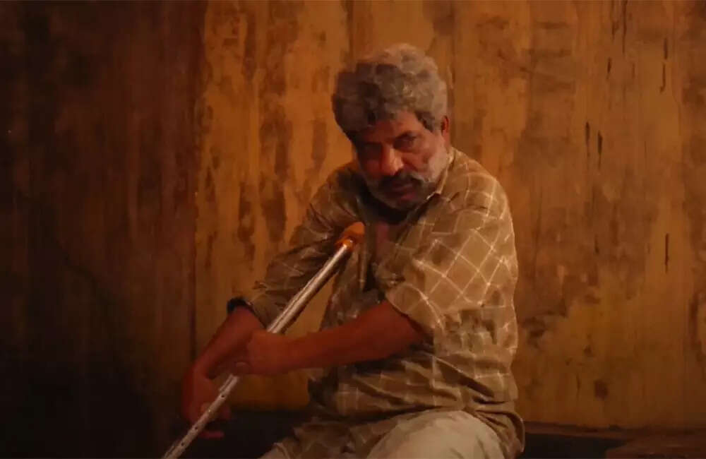 ​Aalankam​1