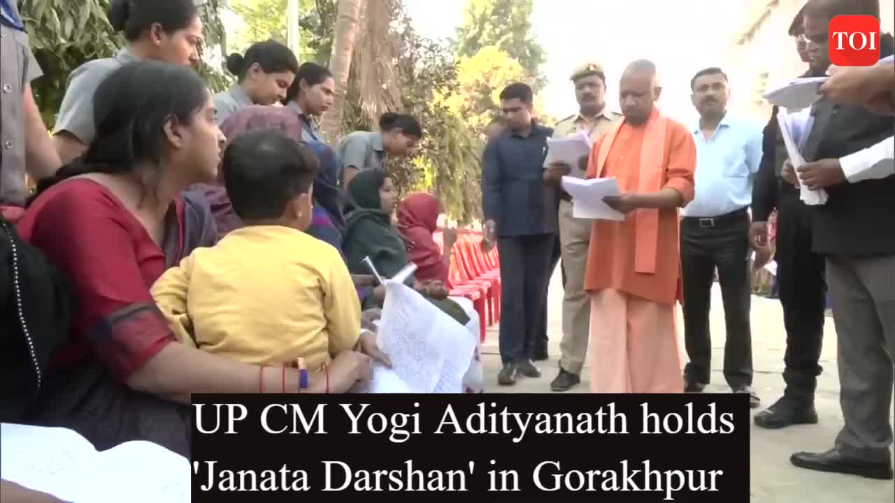 Up Cm Yogi Adityanath Holds Janata Darshan In Gorakhpur 7575