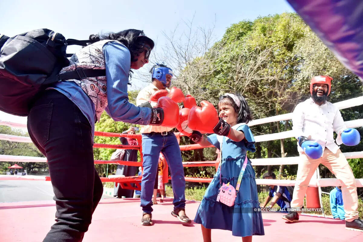 Bengaluru women display sporting skills at Cubbon Park