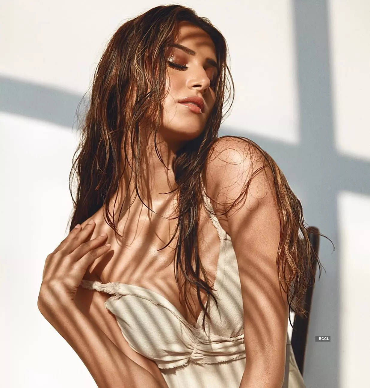 Tara Sutaria casts a spell with her mesmerising pictures