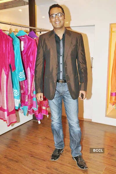 Rahul Mishra's collection showcase