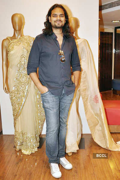 Rahul Mishra's collection showcase