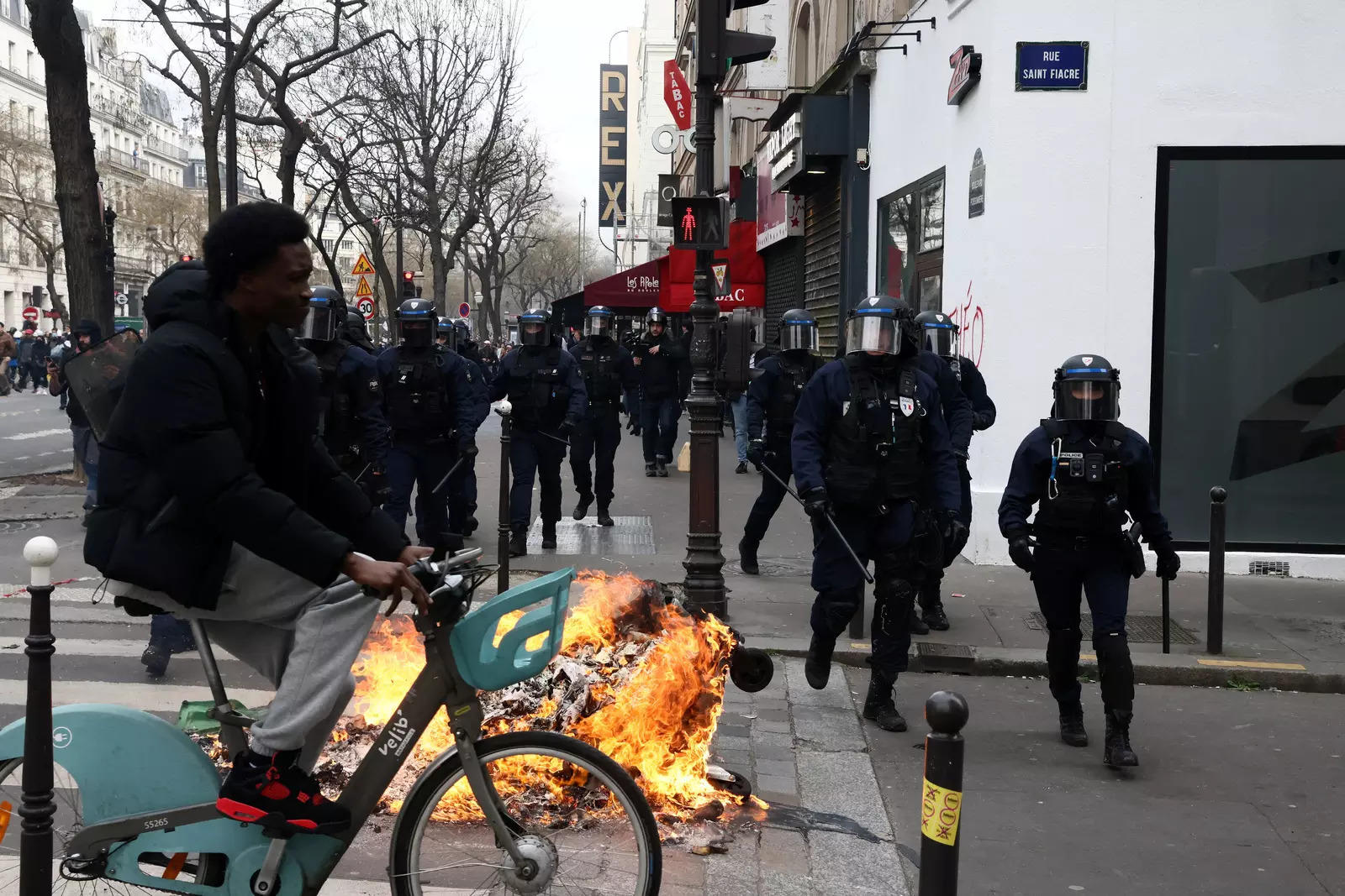 Several injured as clashes break out between police and protesters in France