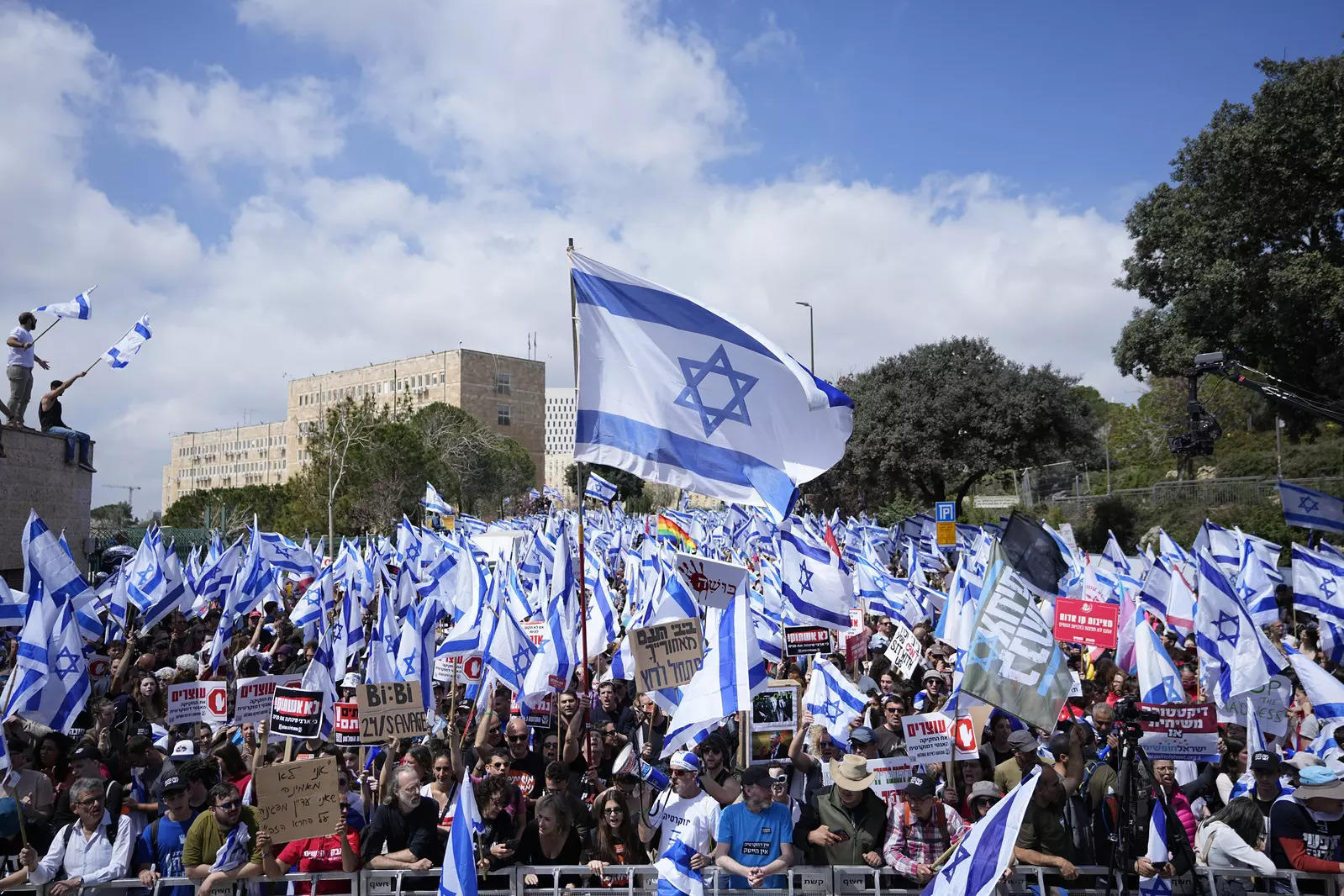 Israel protests intensify after Netanyahu sacks defence minister