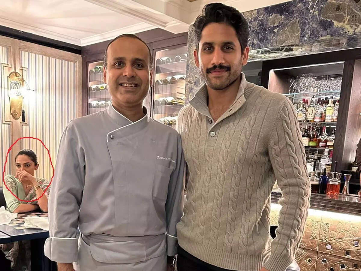 ليلة المواعدة بين Akkineni Naga Chaitanya و Sobhita Dhulipala في لندن تثير ضجة على وسائل التواصل الاجتماعي ؛  انظر الموافقة المسبقة عن علم الفيروسية