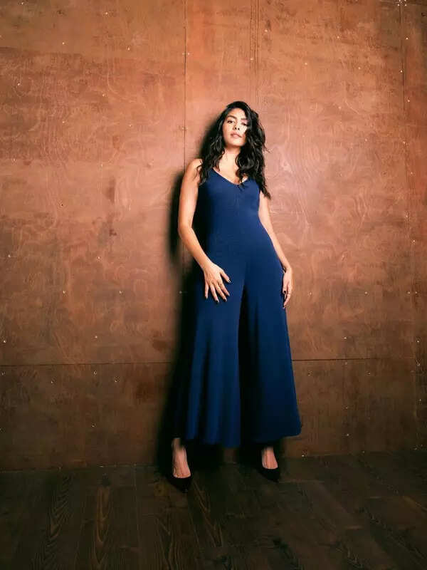 Mrunal Thakur&rsquo;s pictures