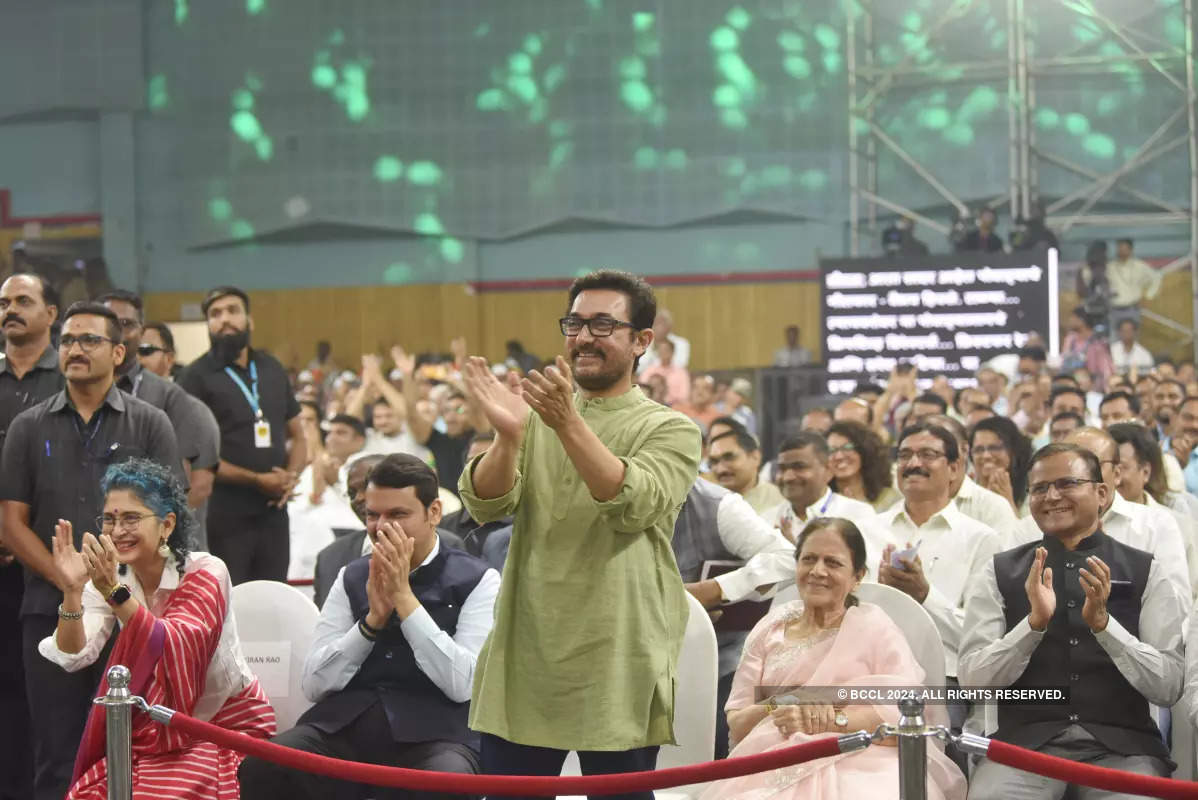 Aamir Khan and Kiran Rao attend Paani Foundation’s event in Pune