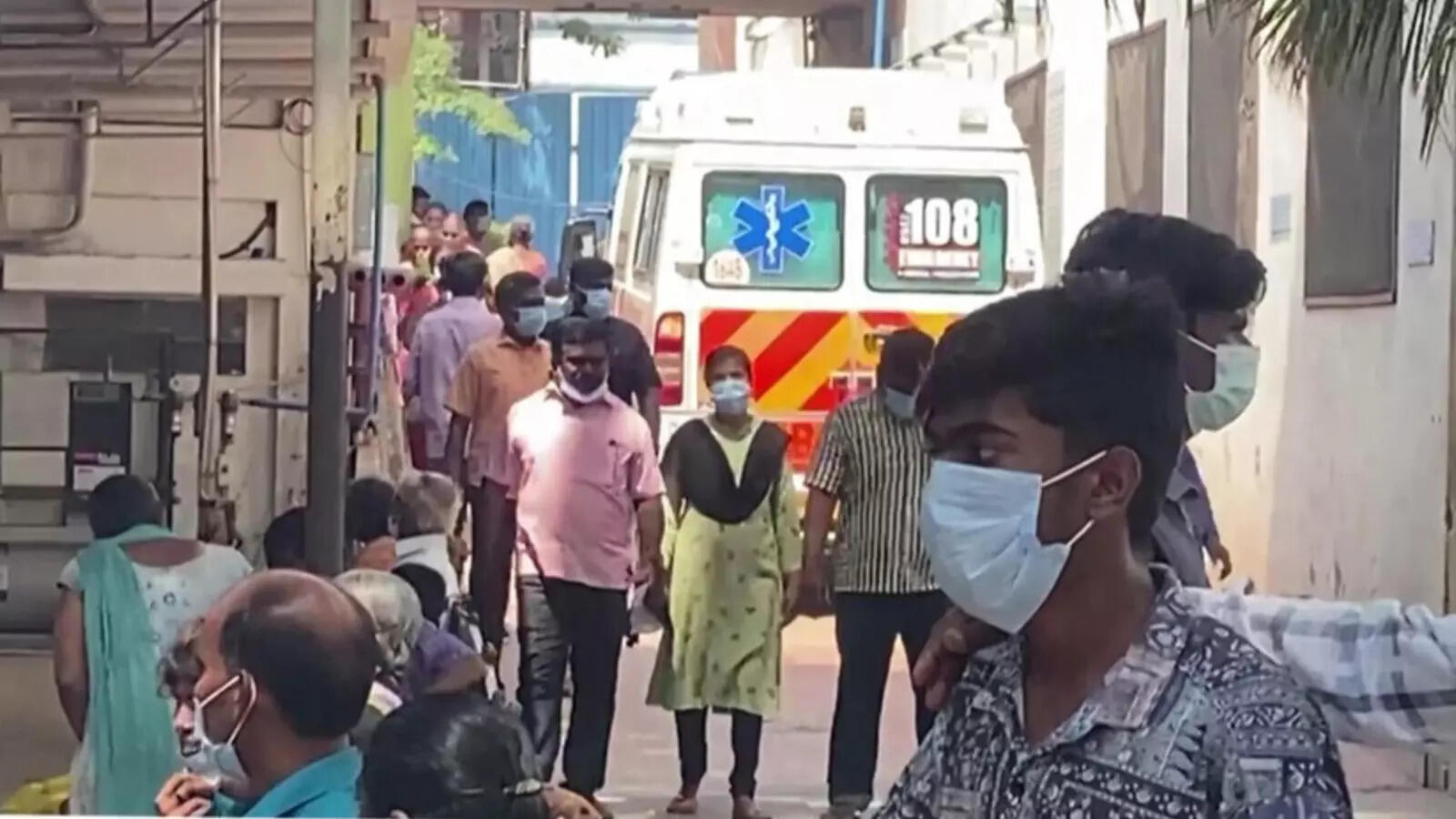 TN Masks made mandatory in all govt hospitals in Chennai, Coimbatore