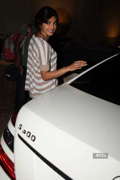 Priyanka spotted @ Hotel