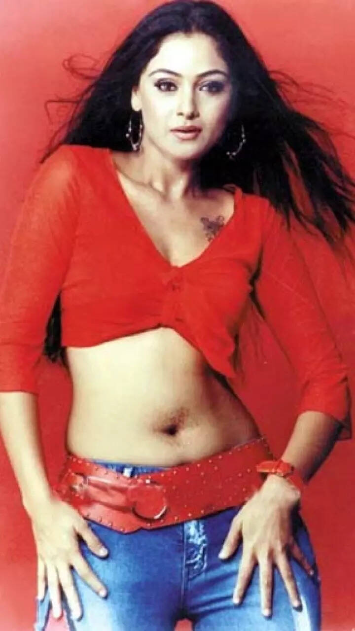 Simran's unseen vintage photos on her birthday | Times of India