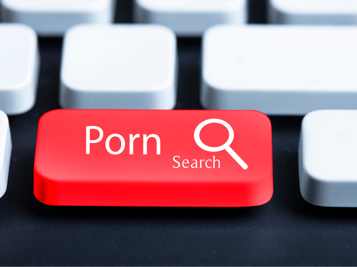 5 things women need to know about men watching porn | The Times of India