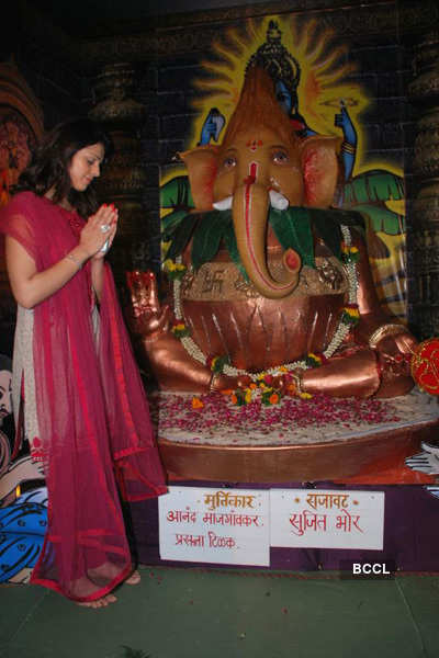 Anjana Sukhani at Times Ganesha