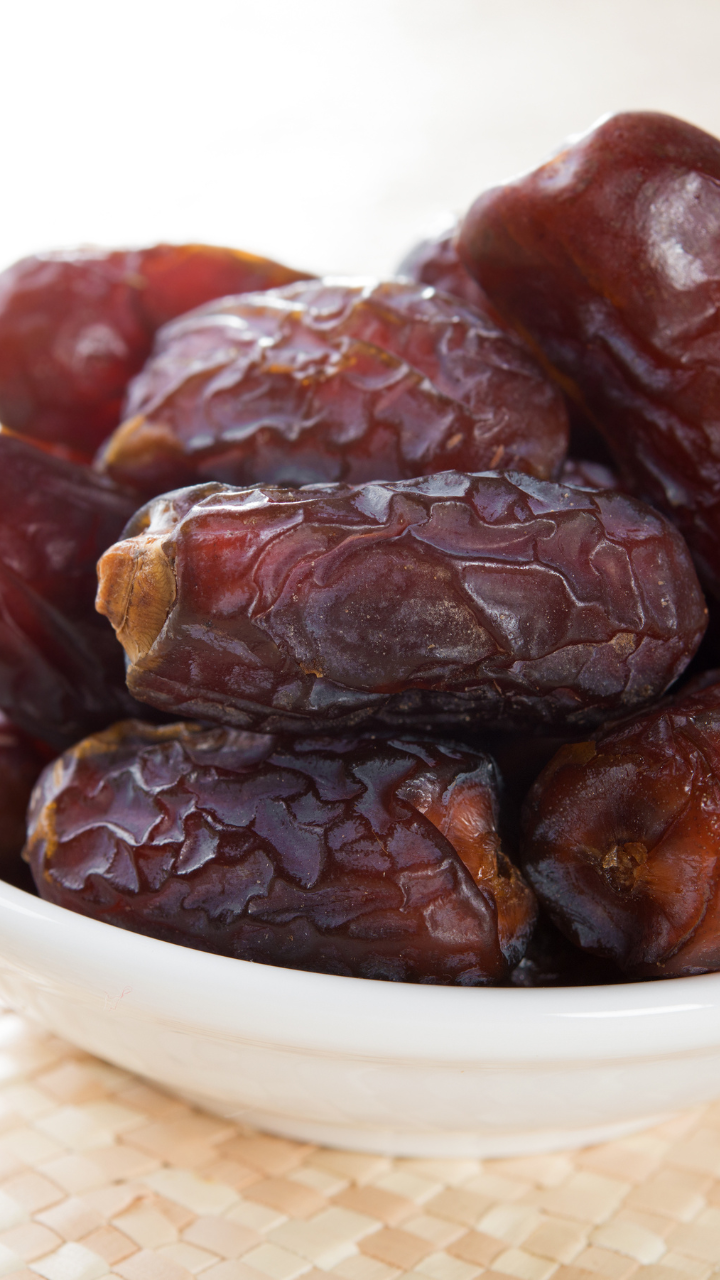 8 reasons you should be eating dates, the fruit of Ramadan year-round