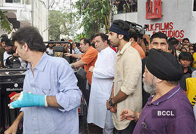 Ranbir Kapoor at Ganpati Visarjan