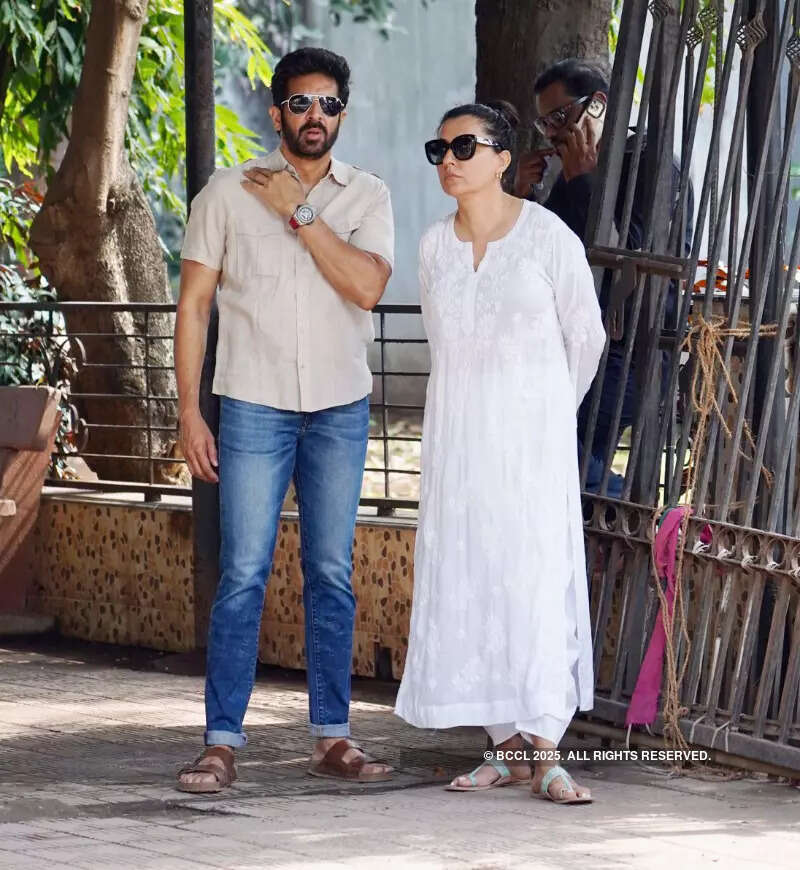 Ayushmann Khurrana, Rajkummar Rao, Nushrratt Bharuccha & other celebs attend Mukesh Chhabra's mother's funeral