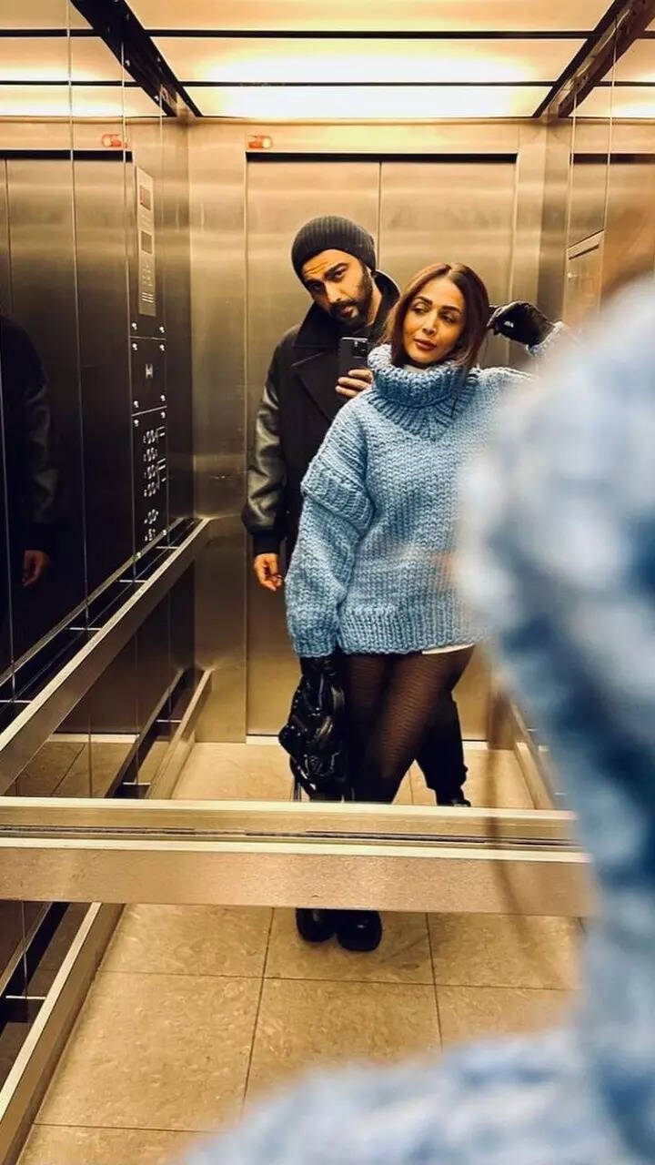 The mandatory lift selfies 