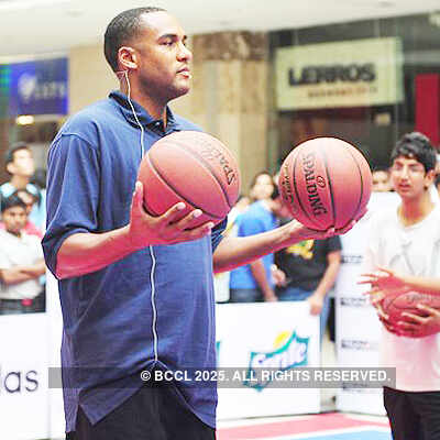 Miss India @ NBA India's jam session 